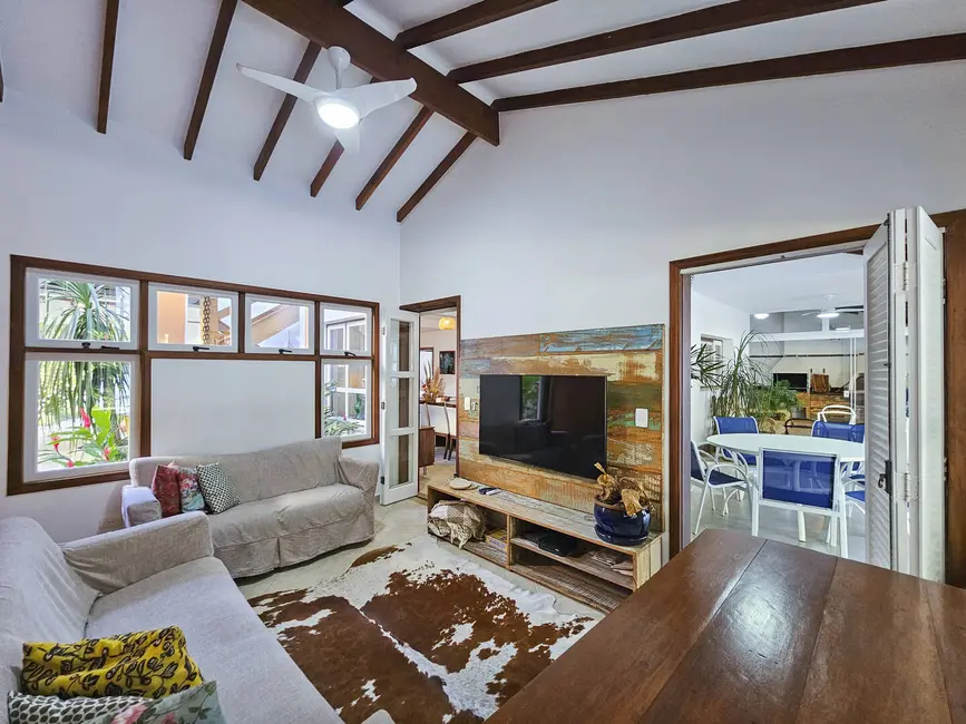 Foto 4 de Casa com 4 quartos à venda, 339m2 em Riviera de São Lourenço, Bertioga - SP