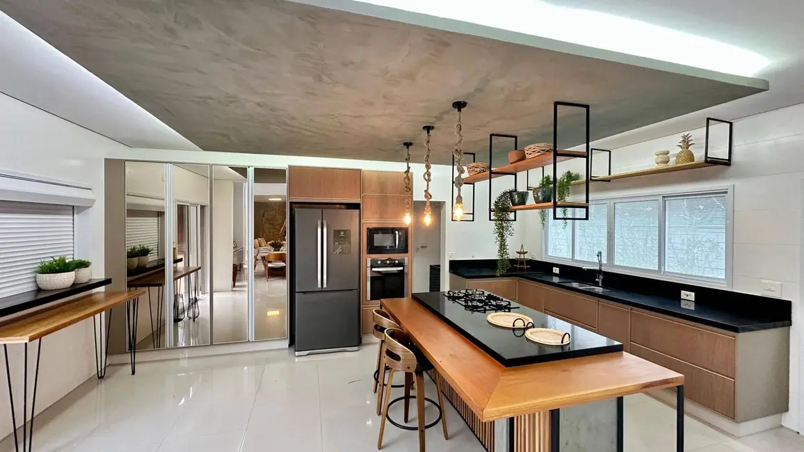 Foto 6 de Casa com 4 quartos à venda, 350m2 em Riviera de São Lourenço, Bertioga - SP