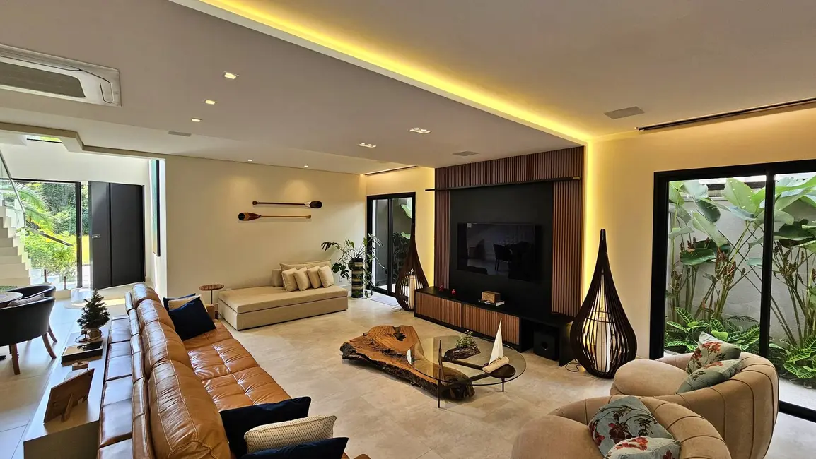 Foto 2 de Casa com 6 quartos à venda, 487m2 em Riviera de São Lourenço, Bertioga - SP