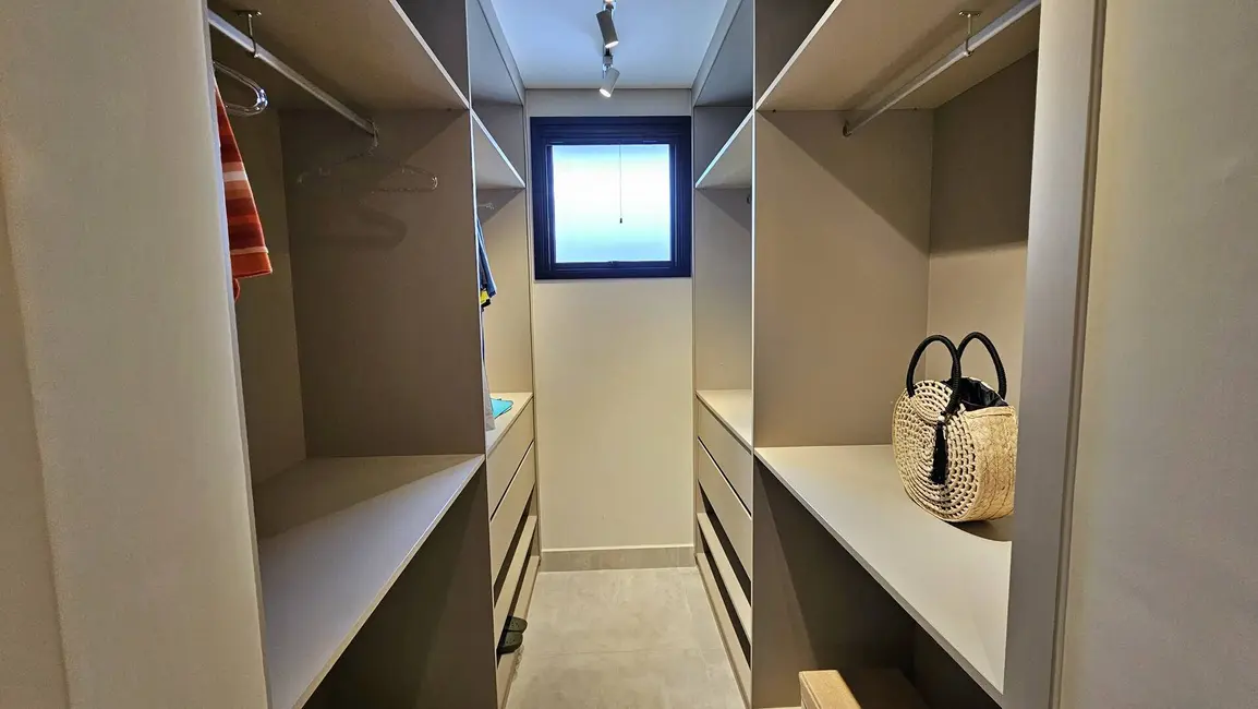 Foto 6 de Casa com 6 quartos à venda, 487m2 em Riviera de São Lourenço, Bertioga - SP