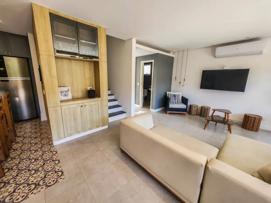 Casa com 4 quartos à venda, 232m2 em Riviera de São Lourenço, Bertioga - SP - imagem 9 Foto 9 de Casa com 4 quartos à venda, 232m2 em Riviera de São Lourenço, Bertioga - SP