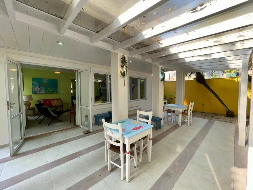 Foto 3 de Casa com 4 quartos à venda, 320m2 em Riviera de São Lourenço, Bertioga - SP