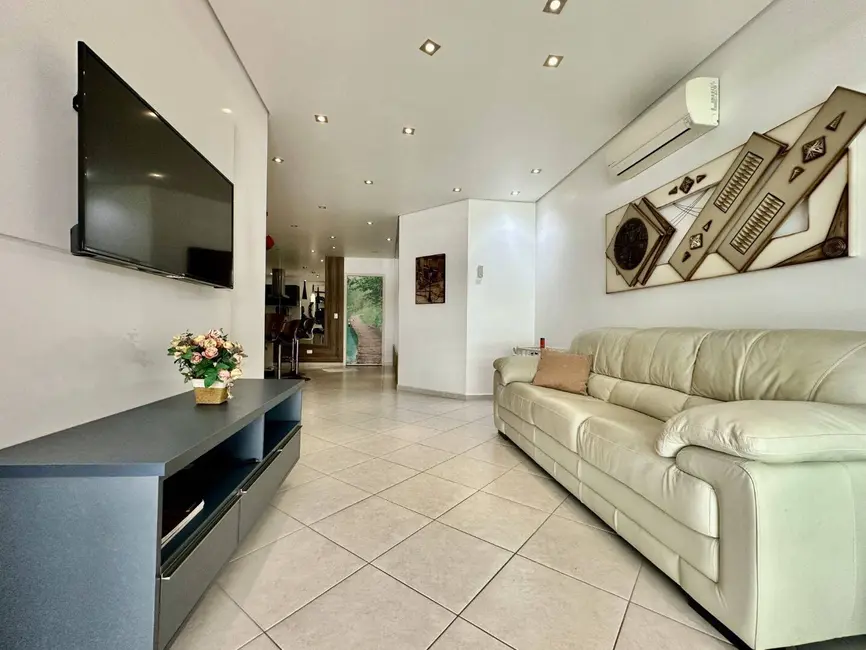 Foto 2 de Apartamento com 3 quartos à venda, 125m2 em Riviera de São Lourenço, Bertioga - SP