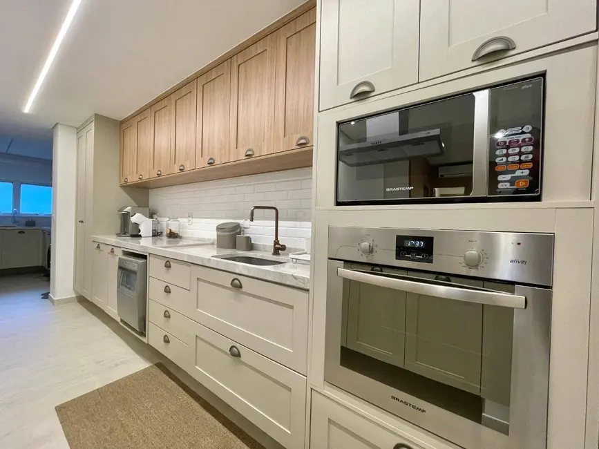 Foto 3 de Apartamento com 3 quartos à venda, 170m2 em Riviera de São Lourenço, Bertioga - SP