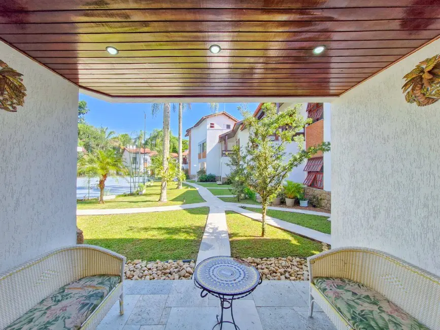 Foto 9 de Casa com 4 quartos à venda, 165m2 em Riviera de São Lourenço, Bertioga - SP