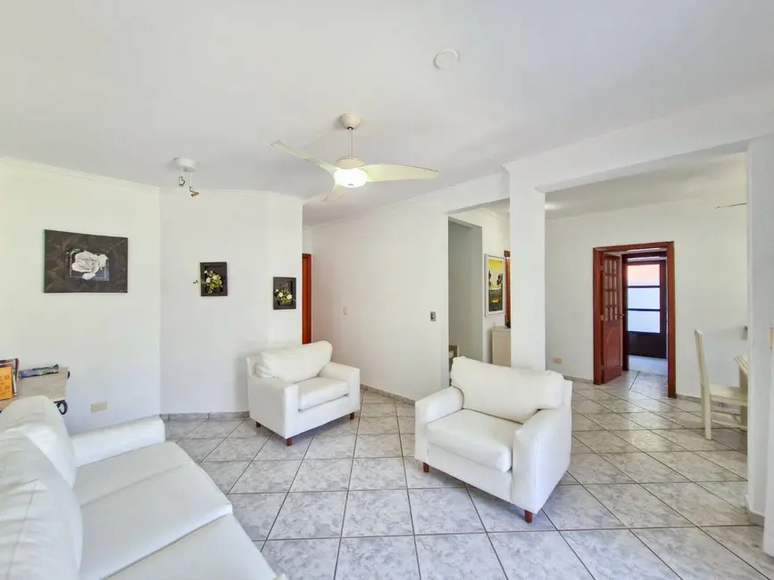 Foto 3 de Casa com 4 quartos à venda, 165m2 em Riviera de São Lourenço, Bertioga - SP