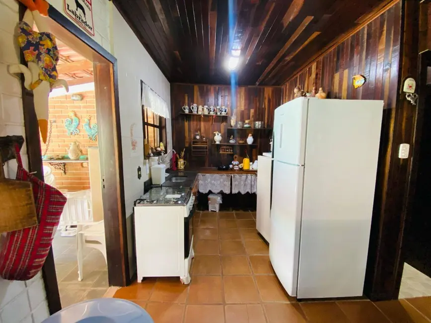 Casa com 3 quartos à venda, 150m2 em Riviera de São Lourenço, Bertioga - SP - imagem 8 Foto 8 de Casa com 3 quartos à venda, 150m2 em Riviera de São Lourenço, Bertioga - SP