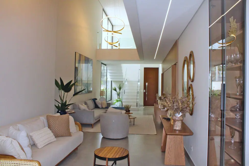 Foto 2 de Casa com 6 quartos à venda, 315m2 em Riviera de São Lourenço, Bertioga - SP