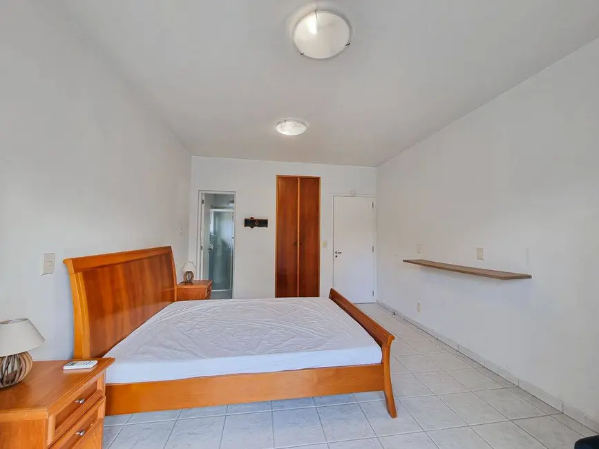 Foto 9 de Casa com 6 quartos à venda, 354m2 em Riviera de São Lourenço, Bertioga - SP