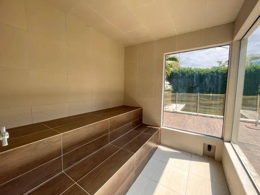 Foto 9 de Casa com 4 quartos à venda, 300m2 em Riviera de São Lourenço, Bertioga - SP