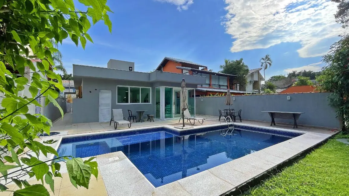 Casa com 3 quartos à venda, 312m2 em Riviera de São Lourenço, Bertioga - SP - imagem 2 Foto 2 de Casa com 3 quartos à venda, 312m2 em Riviera de São Lourenço, Bertioga - SP