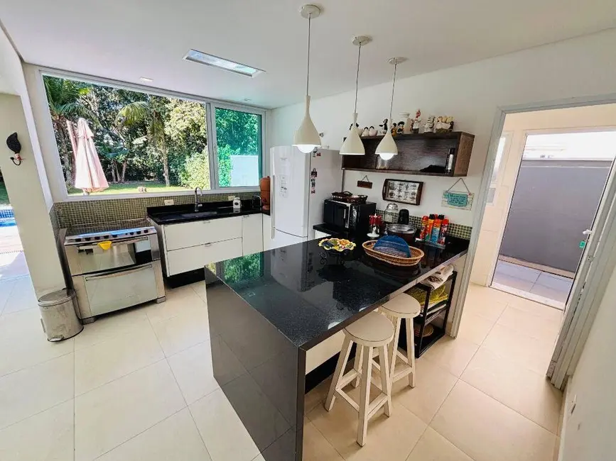 Casa com 3 quartos à venda, 312m2 em Riviera de São Lourenço, Bertioga - SP - imagem 9 Foto 9 de Casa com 3 quartos à venda, 312m2 em Riviera de São Lourenço, Bertioga - SP