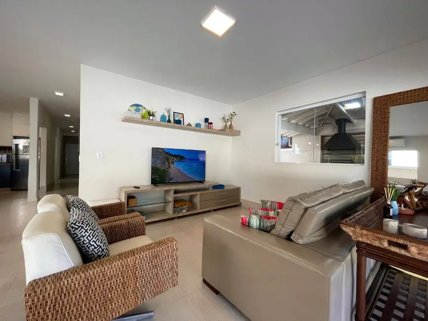 Foto 5 de Casa com 4 quartos à venda, 240m2 em Riviera de São Lourenço, Bertioga - SP