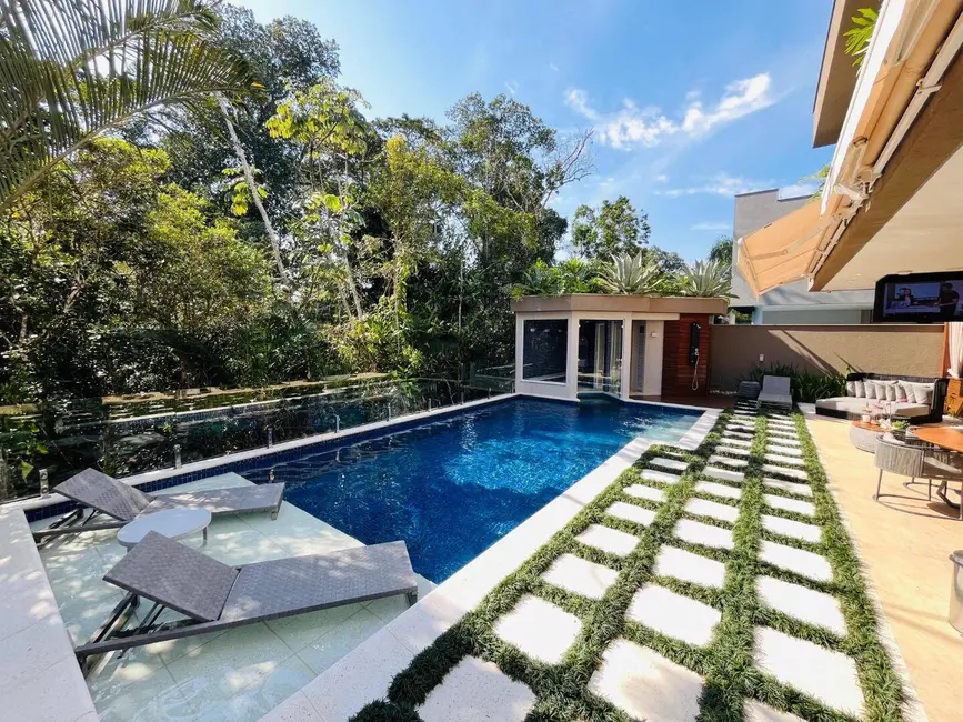 Casa com 7 quartos à venda, 430m2 em Riviera de São Lourenço, Bertioga - SP - imagem 4 Foto 4 de Casa com 7 quartos à venda, 430m2 em Riviera de São Lourenço, Bertioga - SP