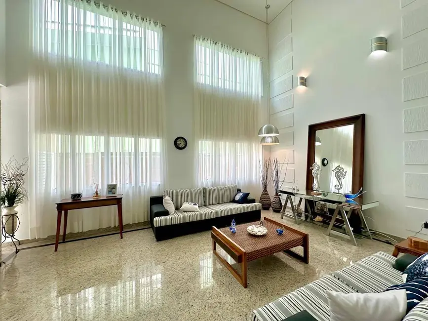 Casa com 7 quartos à venda, 443m2 em Riviera de São Lourenço, Bertioga - SP - imagem 2 Foto 2 de Casa com 7 quartos à venda, 443m2 em Riviera de São Lourenço, Bertioga - SP