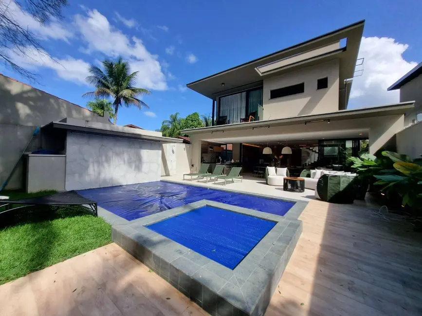 Casa com 6 quartos à venda, 362m2 em Riviera de São Lourenço, Bertioga - SP - imagem 1 Foto 1 de Casa com 6 quartos à venda, 362m2 em Riviera de São Lourenço, Bertioga - SP