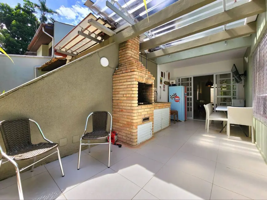 Foto 4 de Casa com 3 quartos à venda, 130m2 em Riviera de São Lourenço, Bertioga - SP