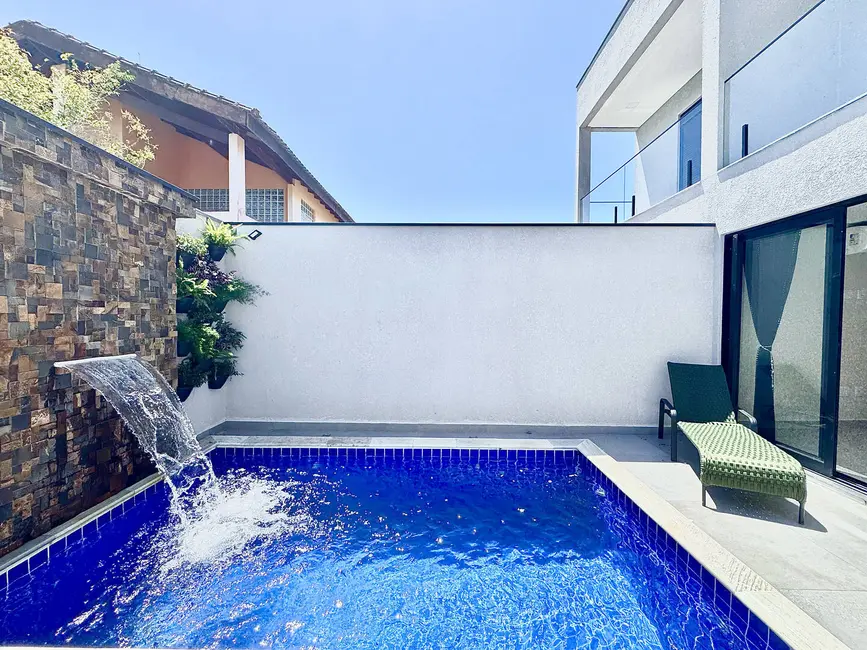 Foto 1 de Casa com 4 quartos à venda, 190m2 em Bertioga - SP