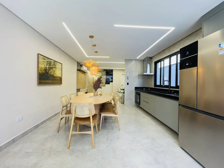 Foto 2 de Casa com 4 quartos à venda, 190m2 em Bertioga - SP