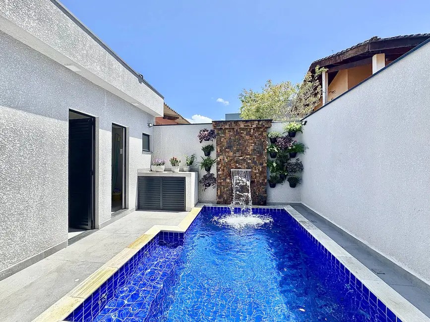 Foto 4 de Casa com 4 quartos à venda, 190m2 em Bertioga - SP