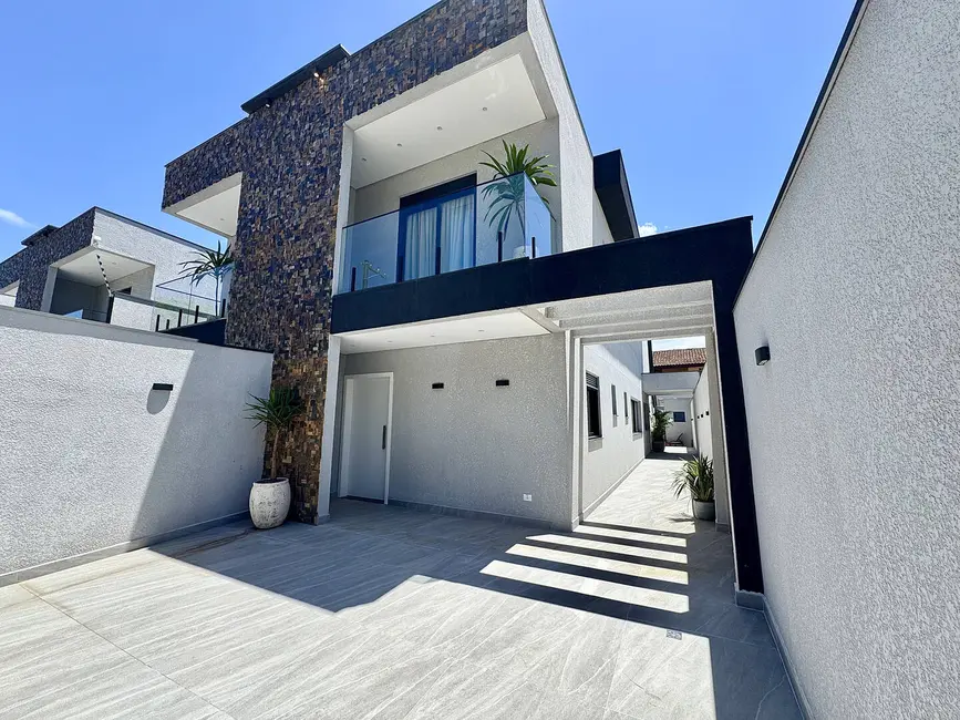 Foto 1 de Casa com 4 quartos à venda, 191m2 em Bertioga - SP