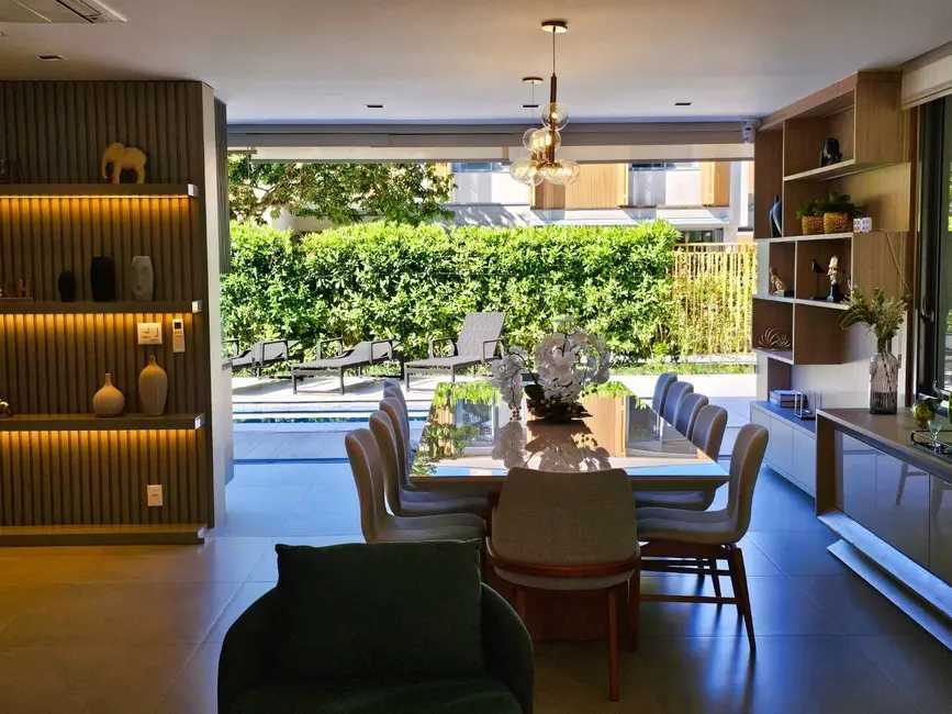 Foto 2 de Casa de Condomínio com 4 quartos à venda, 414m2 em Riviera de São Lourenço, Bertioga - SP