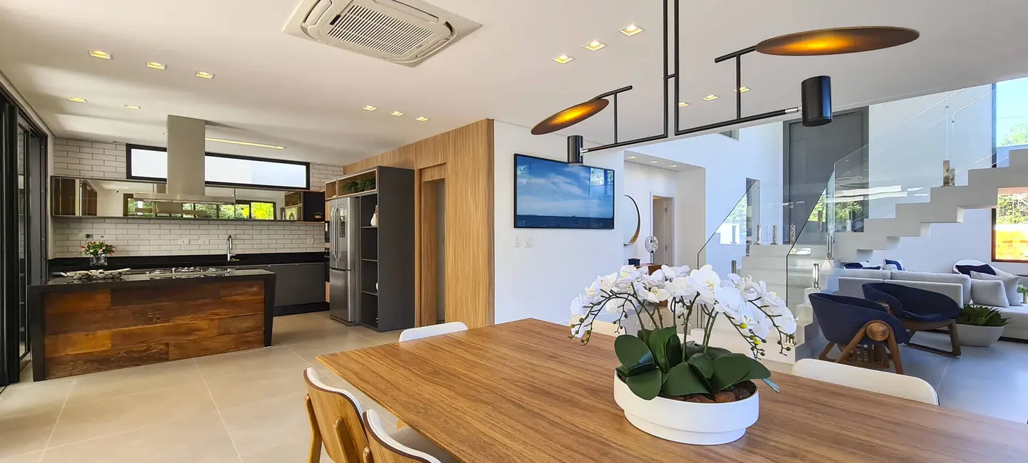 Casa com 6 quartos à venda, 493m2 em Riviera de São Lourenço, Bertioga - SP - imagem 7 Foto 7 de Casa com 6 quartos à venda, 493m2 em Riviera de São Lourenço, Bertioga - SP