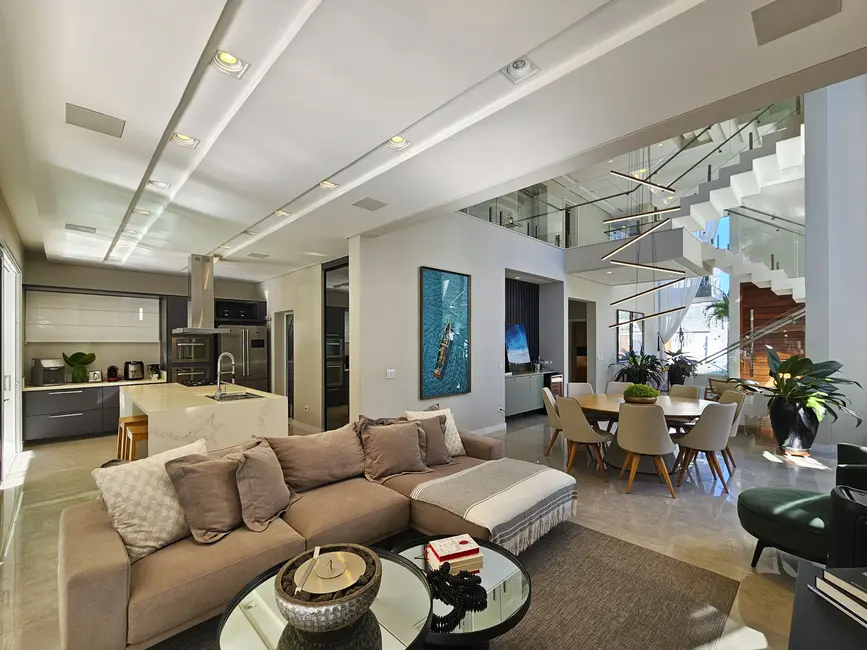 Casa com 6 quartos à venda, 556m2 em Riviera de São Lourenço, Bertioga - SP - imagem 7 Foto 7 de Casa com 6 quartos à venda, 556m2 em Riviera de São Lourenço, Bertioga - SP