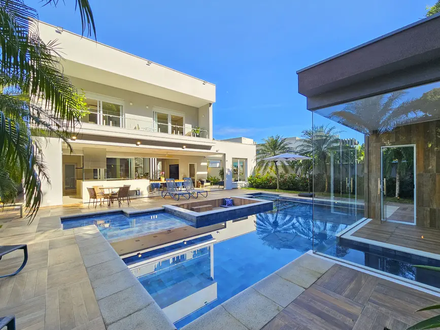 Casa com 6 quartos à venda, 556m2 em Riviera de São Lourenço, Bertioga - SP - imagem 1 Foto 1 de Casa com 6 quartos à venda, 556m2 em Riviera de São Lourenço, Bertioga - SP