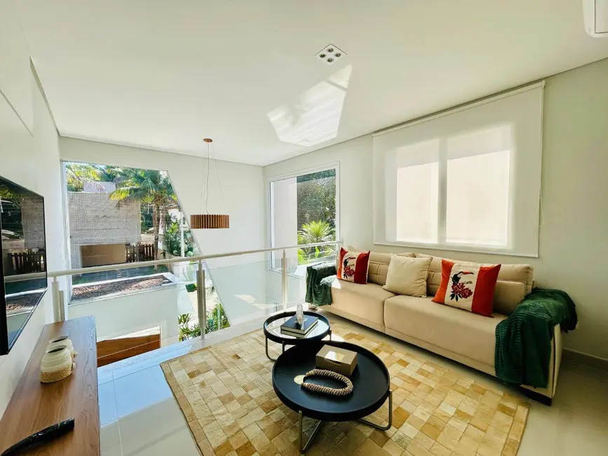 Foto 9 de Casa com 5 quartos à venda, 286m2 em Riviera de São Lourenço, Bertioga - SP