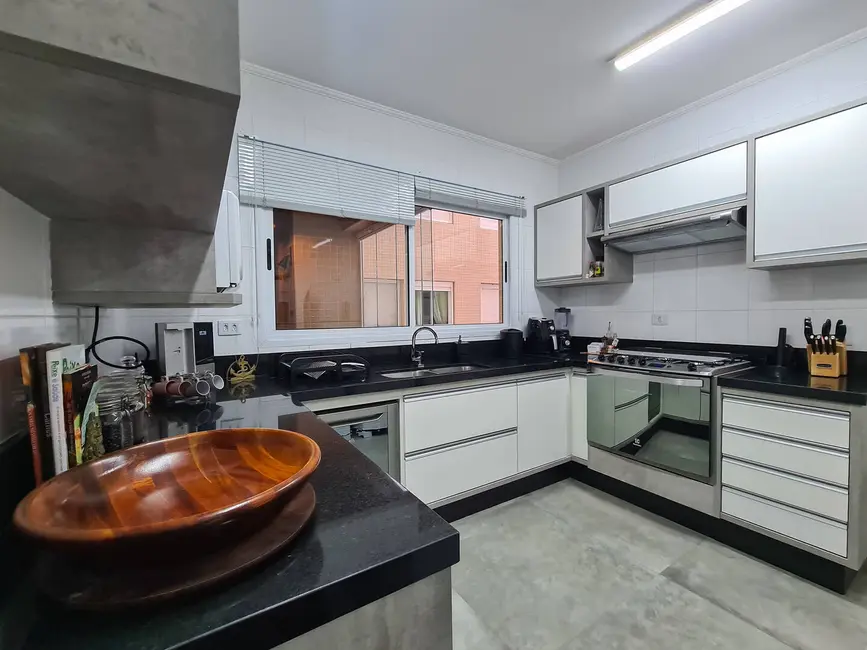 Apartamento com 3 quartos à venda, 193m2 em Riviera de São Lourenço, Bertioga - SP - imagem 8 Foto 8 de Apartamento com 3 quartos à venda, 193m2 em Riviera de São Lourenço, Bertioga - SP