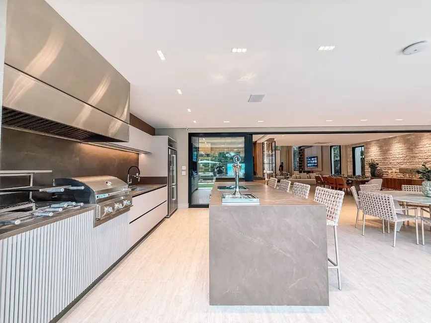 Foto 9 de Casa com 6 quartos à venda, 667m2 em Riviera de São Lourenço, Bertioga - SP