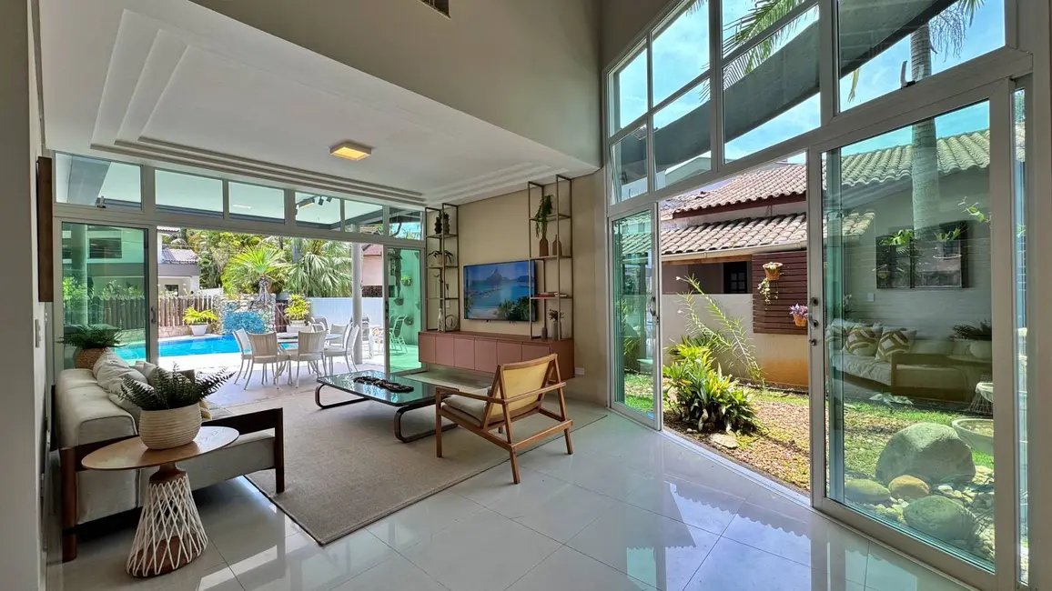 Foto 2 de Casa com 5 quartos à venda, 450m2 em Riviera de São Lourenço, Bertioga - SP