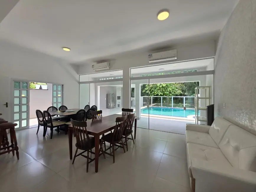 Foto 1 de Casa com 4 quartos à venda, 240m2 em Riviera de São Lourenço, Bertioga - SP