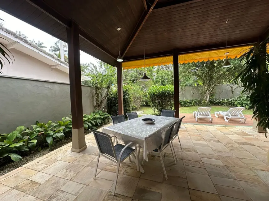 Foto 4 de Casa com 3 quartos à venda, 240m2 em Riviera de São Lourenço, Bertioga - SP