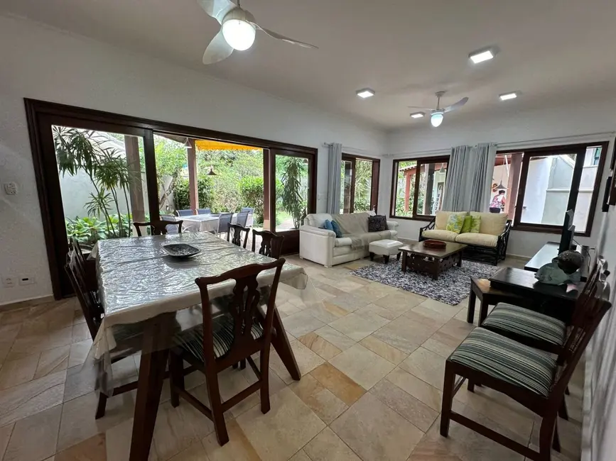 Foto 2 de Casa com 3 quartos à venda, 240m2 em Riviera de São Lourenço, Bertioga - SP