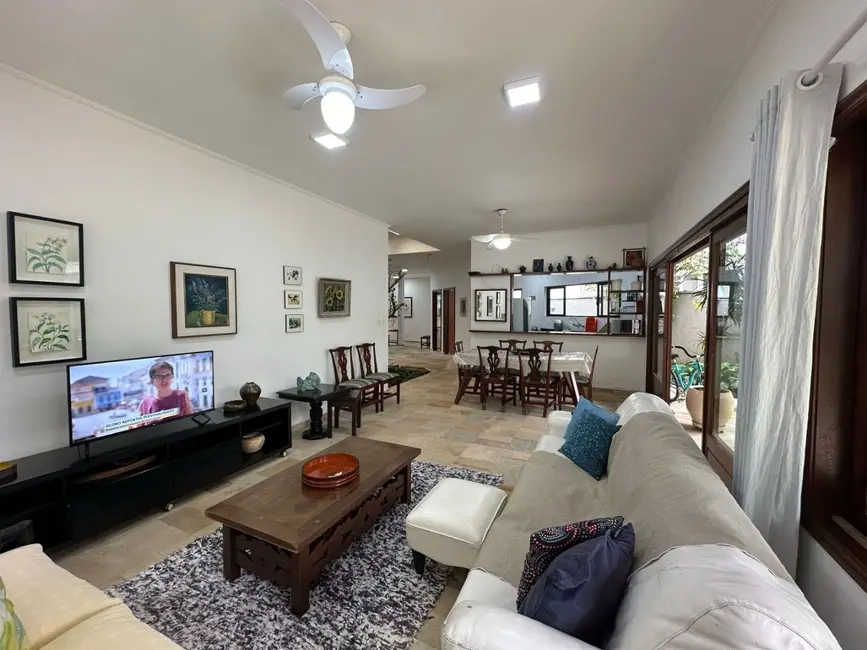 Foto 3 de Casa com 3 quartos à venda, 240m2 em Riviera de São Lourenço, Bertioga - SP