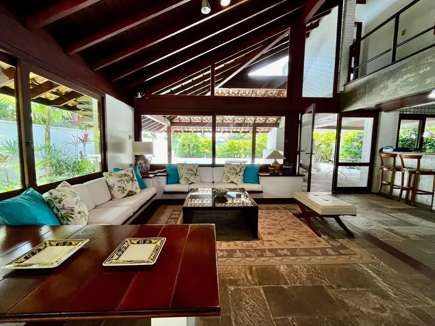 Foto 1 de Casa com 5 quartos à venda, 300m2 em Riviera de São Lourenço, Bertioga - SP