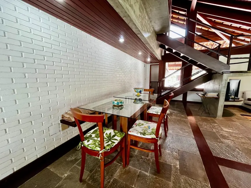 Foto 5 de Casa com 5 quartos à venda, 300m2 em Riviera de São Lourenço, Bertioga - SP