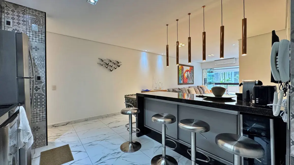 Foto 9 de Apartamento com 4 quartos à venda, 134m2 em Bertioga - SP