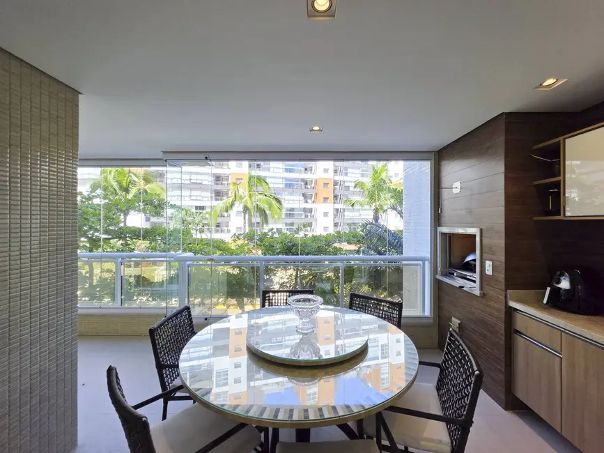 Foto 2 de Apartamento com 4 quartos à venda, 139m2 em Riviera de São Lourenço, Bertioga - SP