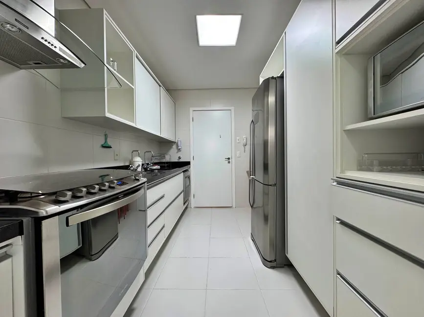 Foto 9 de Apartamento com 4 quartos à venda, 140m2 em Riviera de São Lourenço, Bertioga - SP