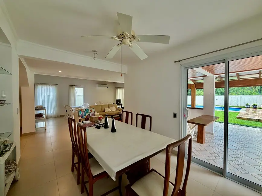 Foto 8 de Casa com 4 quartos à venda, 249m2 em Bertioga - SP