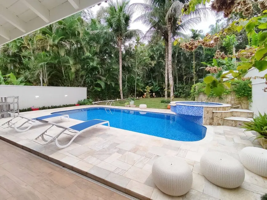 Foto 4 de Casa com 4 quartos à venda, 244m2 em Riviera de São Lourenço, Bertioga - SP