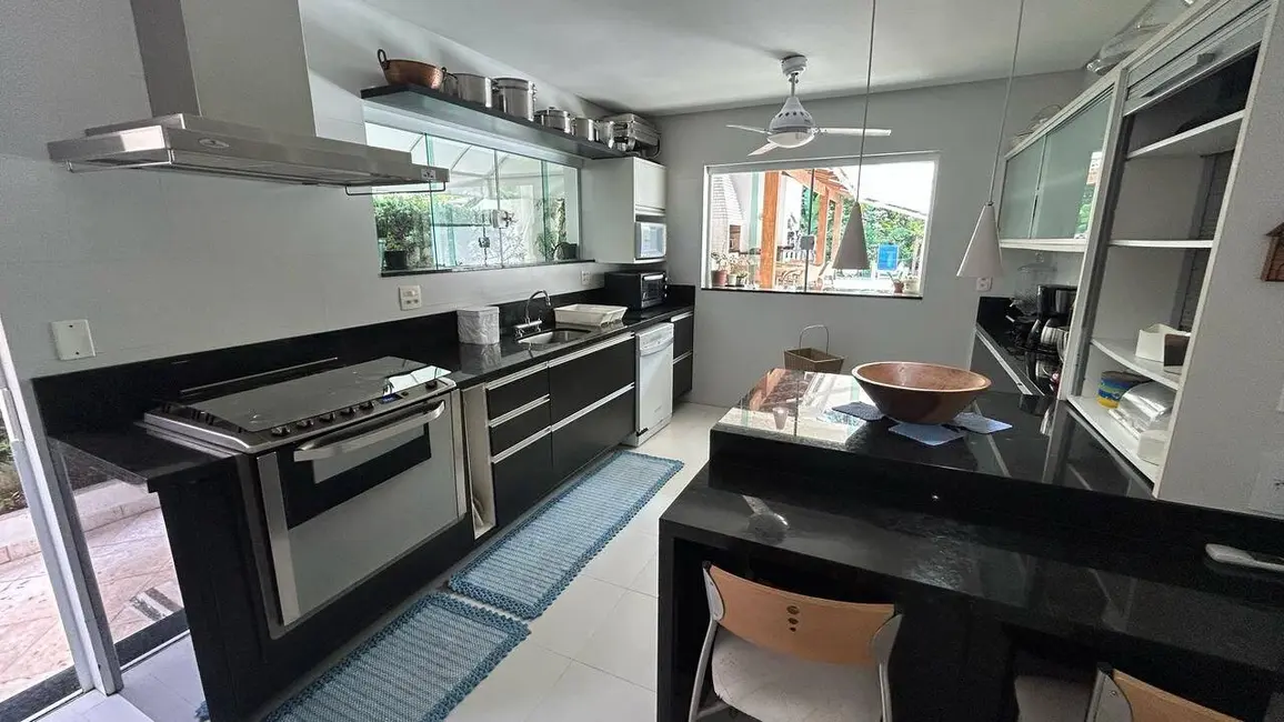 Foto 4 de Casa com 6 quartos à venda, 476m2 em Riviera de São Lourenço, Bertioga - SP