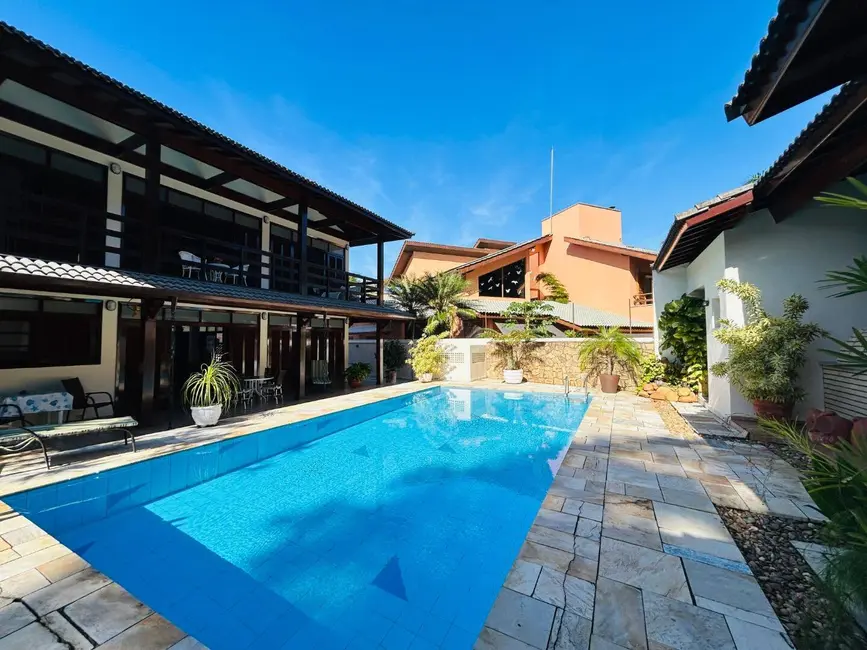Foto 3 de Casa com 5 quartos à venda, 317m2 em Riviera de São Lourenço, Bertioga - SP