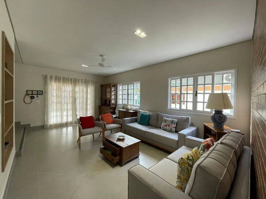 Foto 6 de Casa com 4 quartos à venda, 300m2 em Bertioga - SP