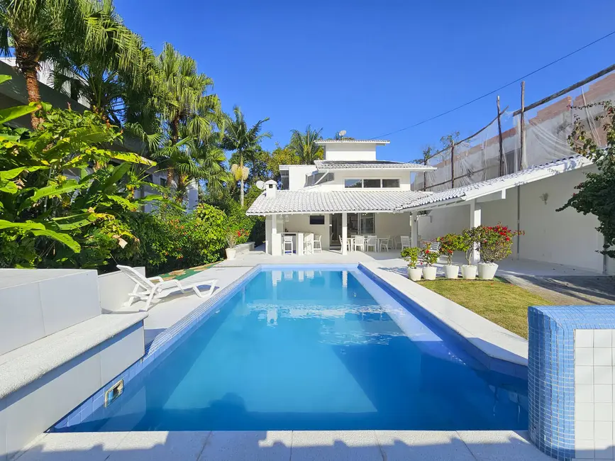 Foto 1 de Casa com 4 quartos à venda, 180m2 em Bertioga - SP