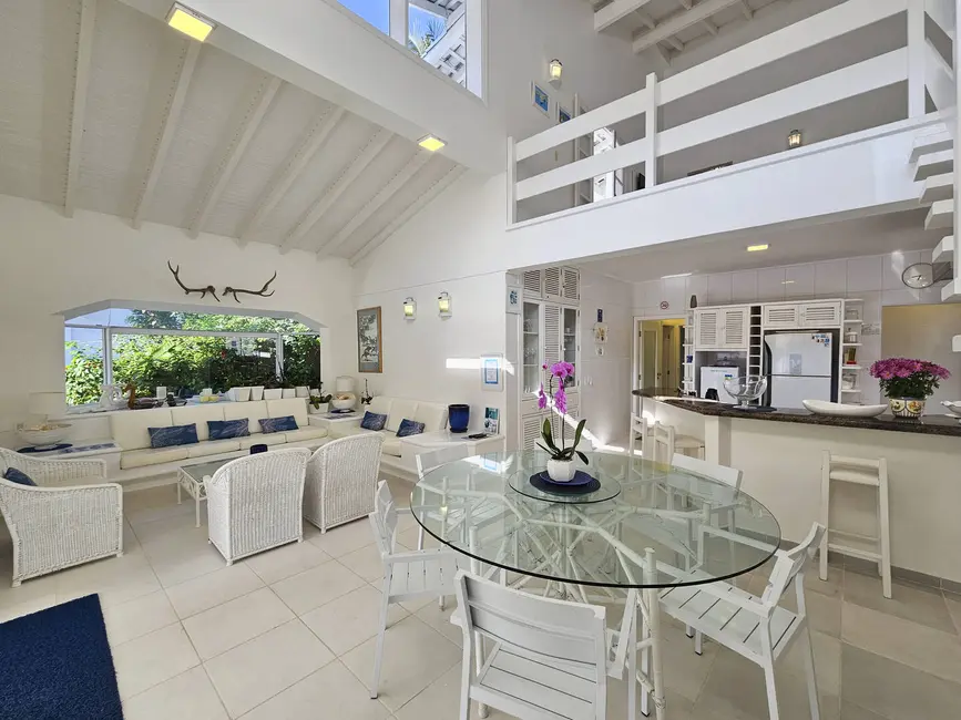 Foto 3 de Casa com 4 quartos à venda, 180m2 em Bertioga - SP