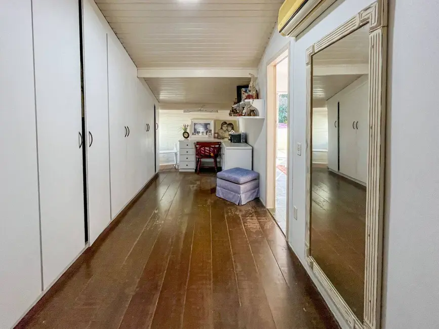 Foto 6 de Casa com 4 quartos à venda, 218m2 em Bertioga - SP